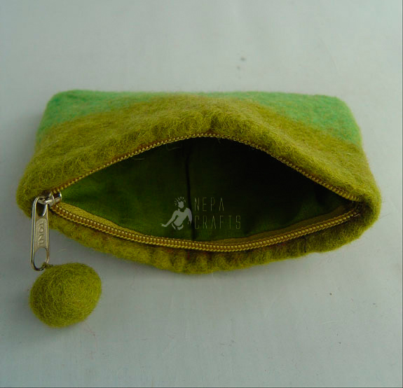 59. SP02 Felt Small Purse Nepal  